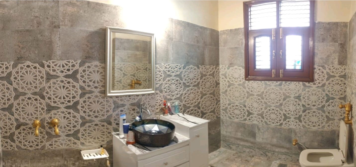 🏡 Corner | B-Road | 16 Marla Kothi for Sale – Sector 71, Mohali. (North-West Facing)